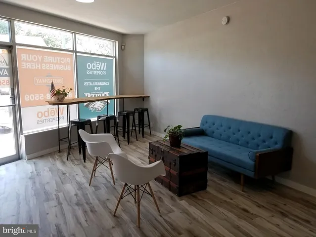 $300,000 | 30 South Broadway, Gloucester City, NJ 08030