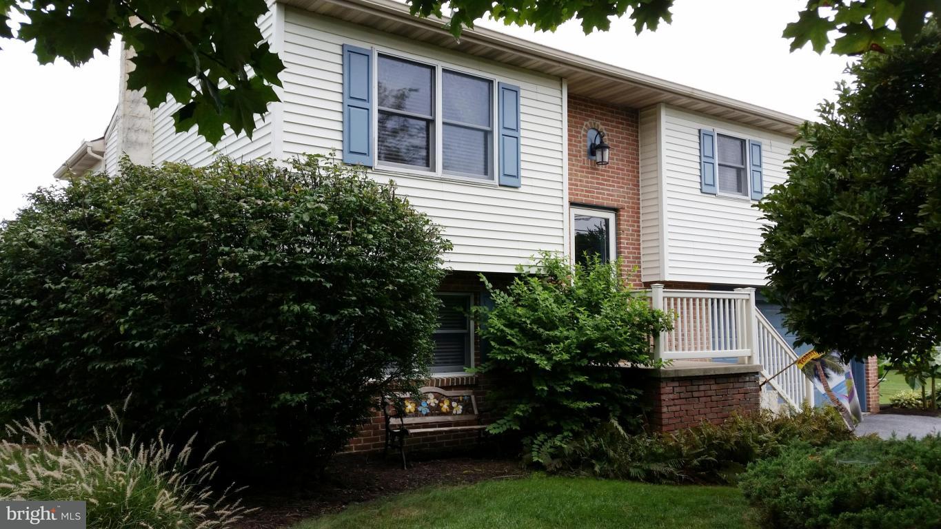 230 East Lexington Road Lititz, PA 17543 - Photo 2 of 33