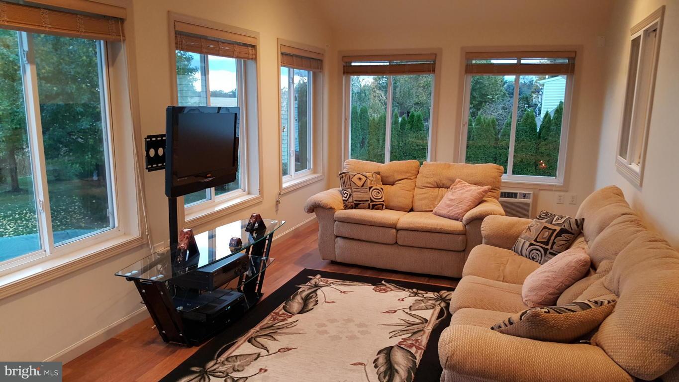 230 East Lexington Road Lititz, PA 17543 - Photo 8 of 33