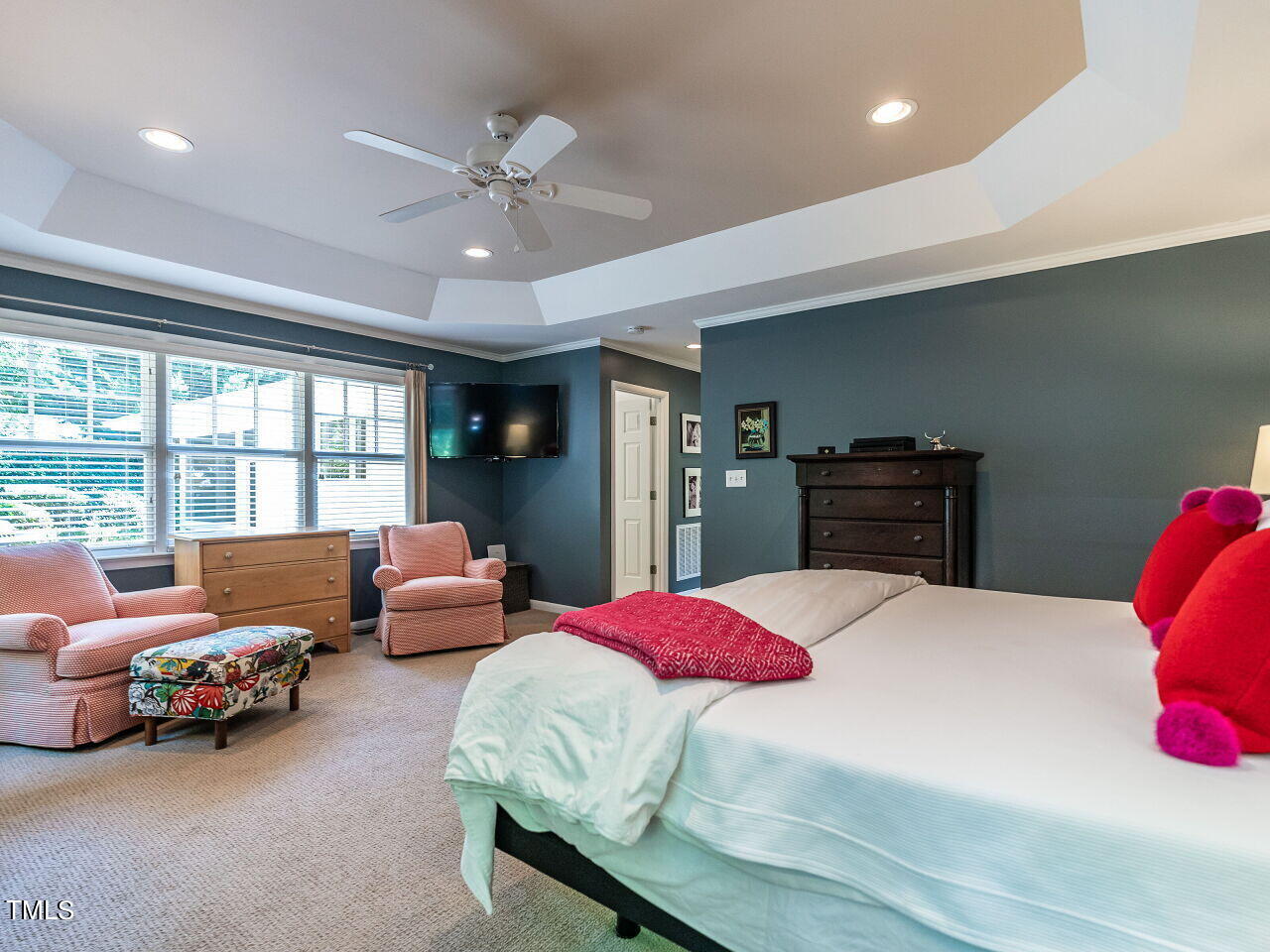 900 Davidson Street Raleigh, NC 27609 - Photo 16 of 36 018-1280x960-primary-bedroom
