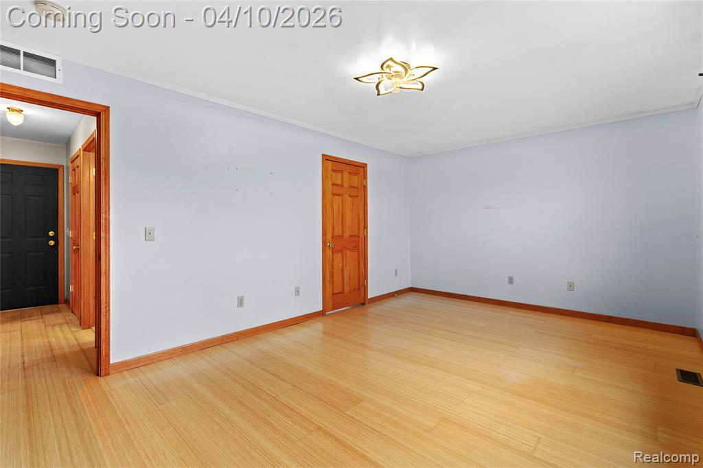 6490 East Coldwater Road Flint, MI 48506 - Photo 18 of 65 Gallery Image 18