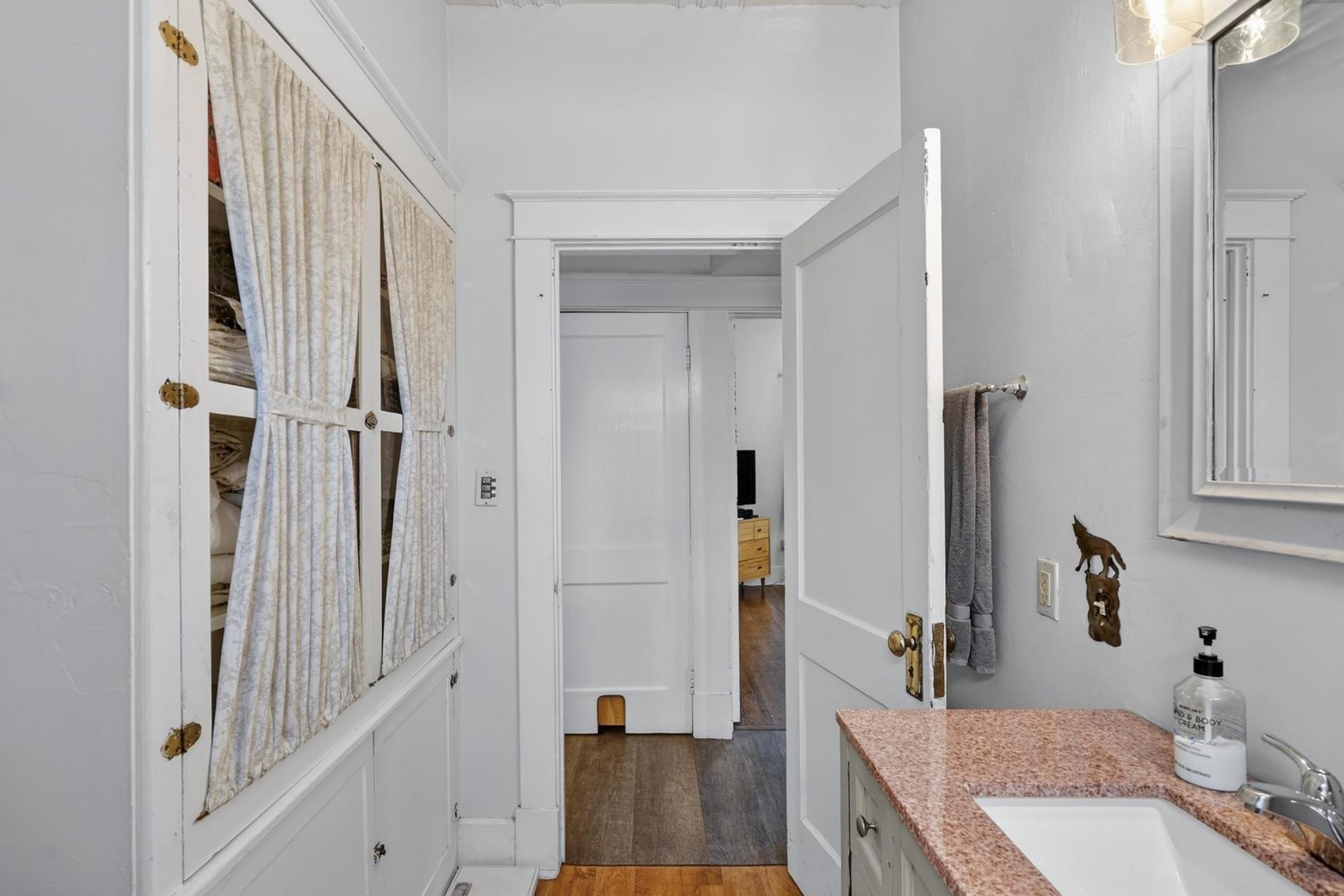 340 York Street Poultney, VT 05764 - Photo 34 of 47