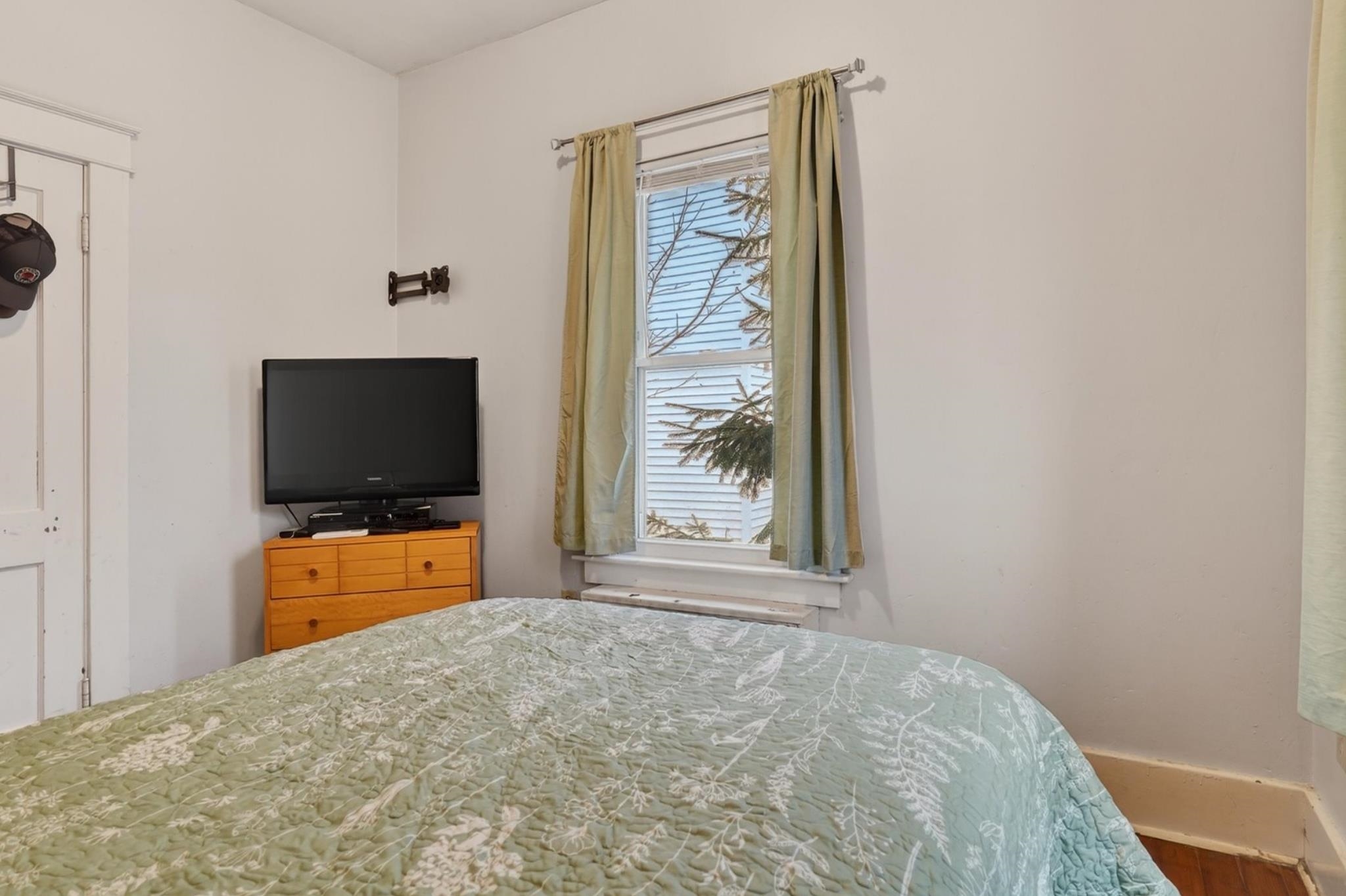 340 York Street Poultney, VT 05764 - Photo 35 of 47