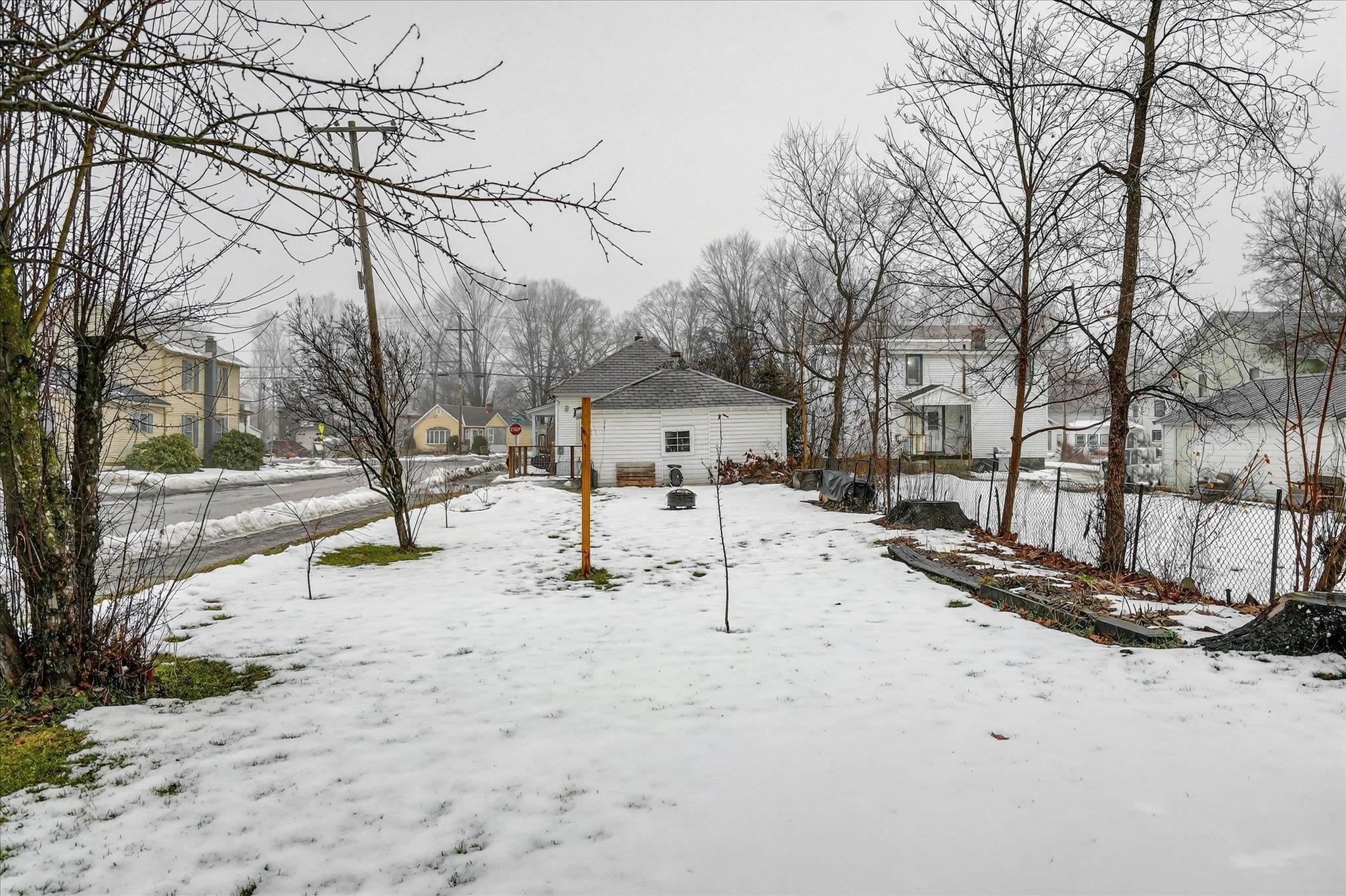 340 York Street Poultney, VT 05764 - Photo 6 of 47