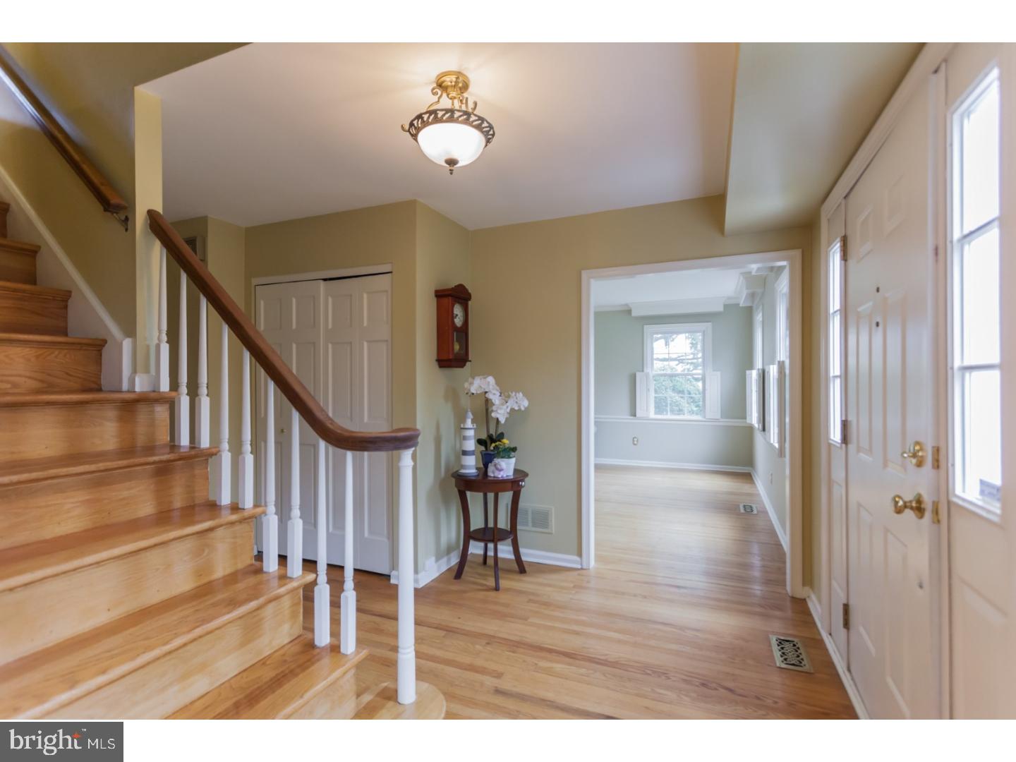 352 Ramsey Road Yardley, PA 19067 - Photo 2 of 25 Gallery Image 2