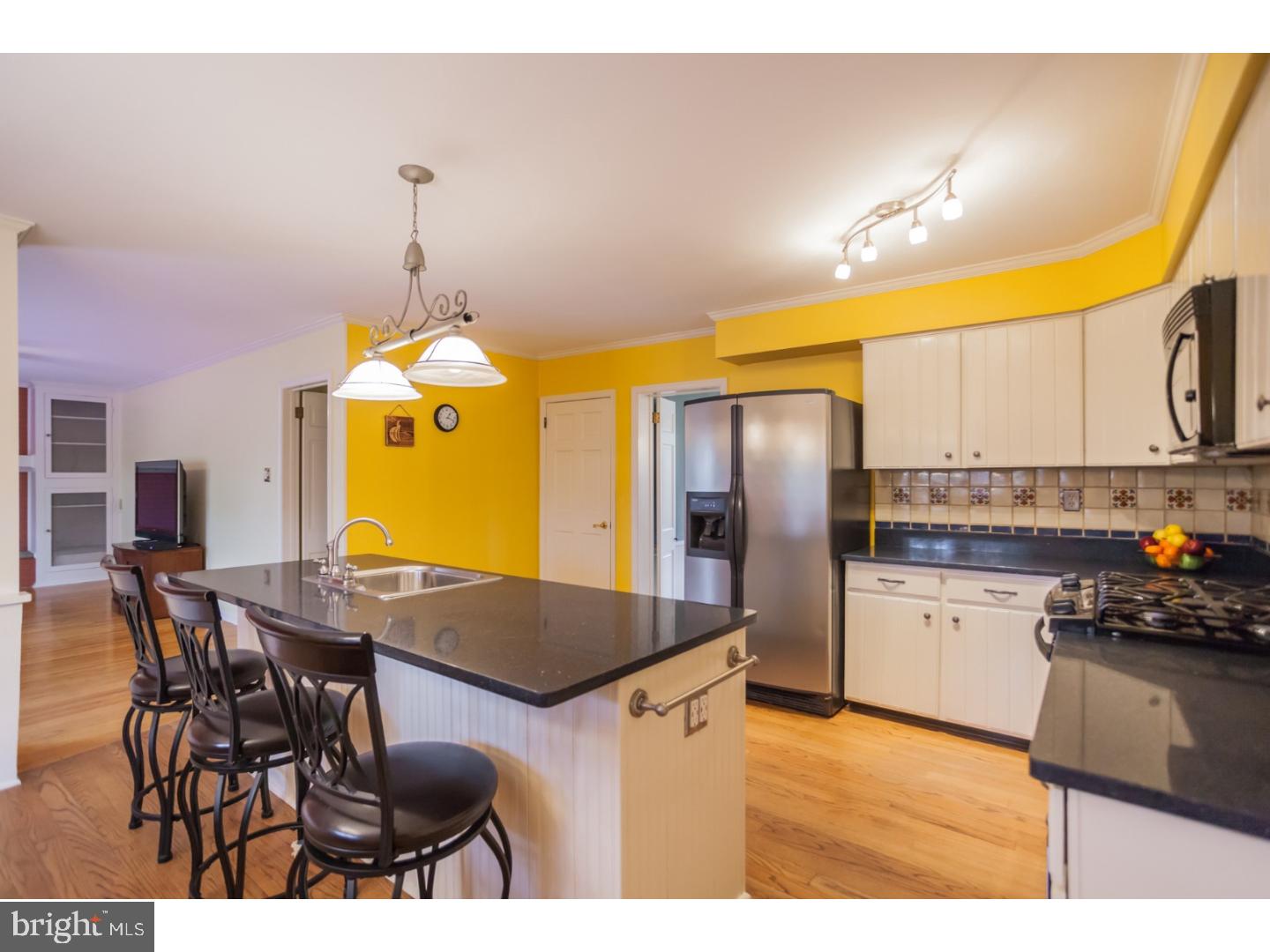 352 Ramsey Road Yardley, PA 19067 - Photo 9 of 25 Gallery Image 9