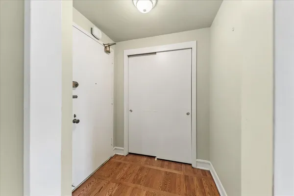 $179,000 | 1585 Ridge Avenue, Unit 502, Evanston, IL 60201