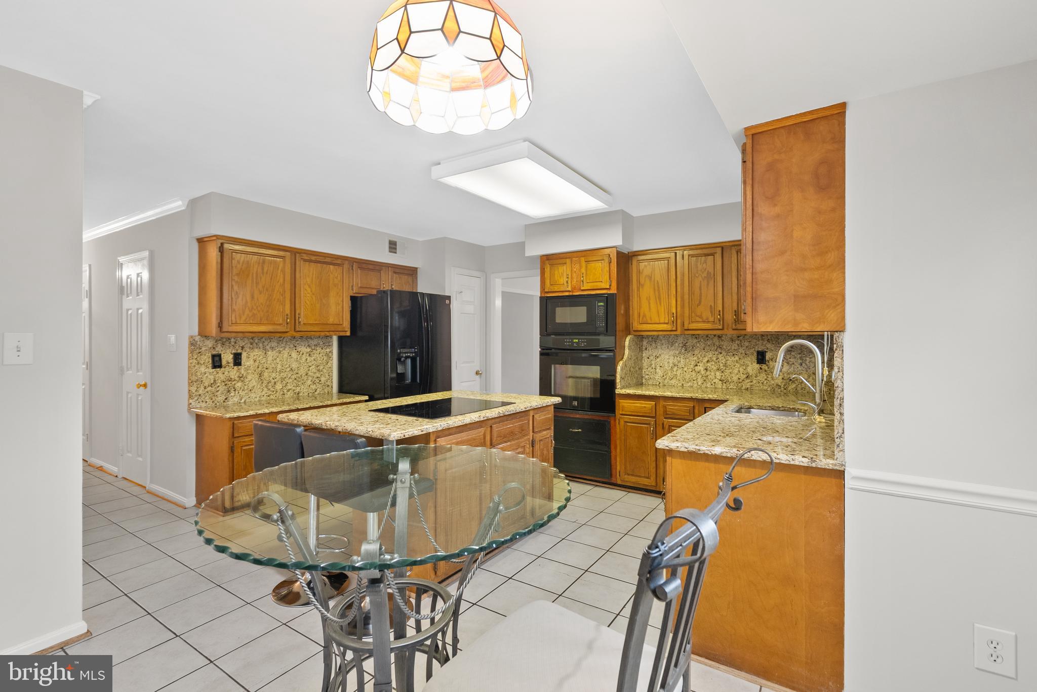 3507 Stringfellow Court Fairfax, VA 22033 - Photo 16 of 33