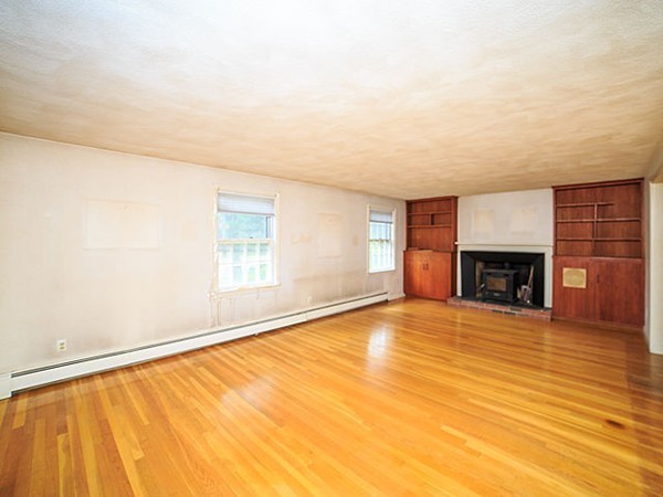 15 Suzanne Road Lexington, MA 02420 - Photo 3 of 29 Gallery Image 3