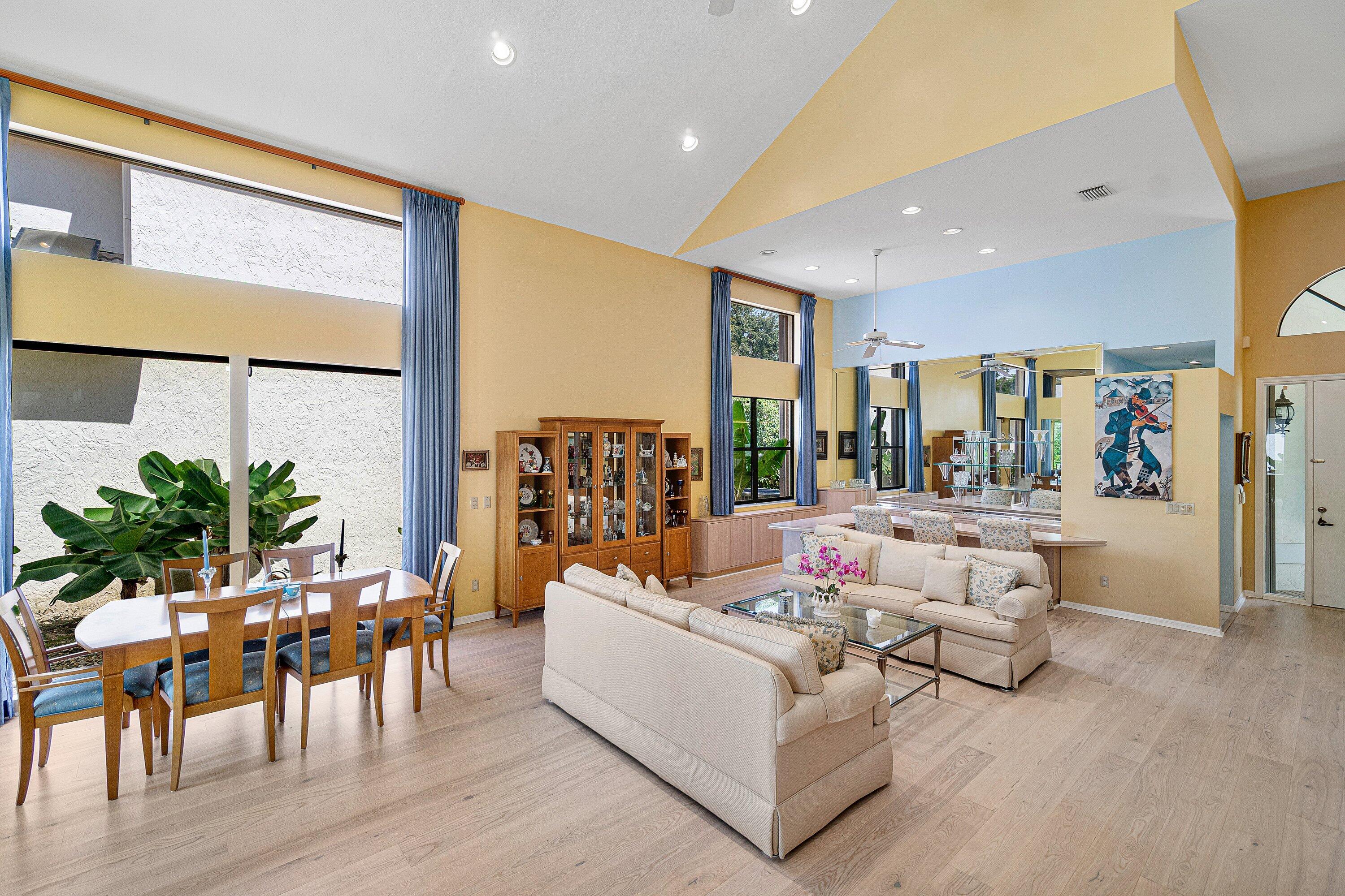 17045 Ryton Lane Boca Raton, FL 33496 - Photo 4 of 55 Living Room