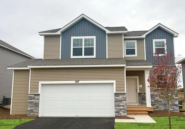 $396,990 | 927 Redfield Circle, Delano, MN 55328