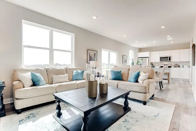 $396,990 | 927 Redfield Circle, Delano, MN 55328