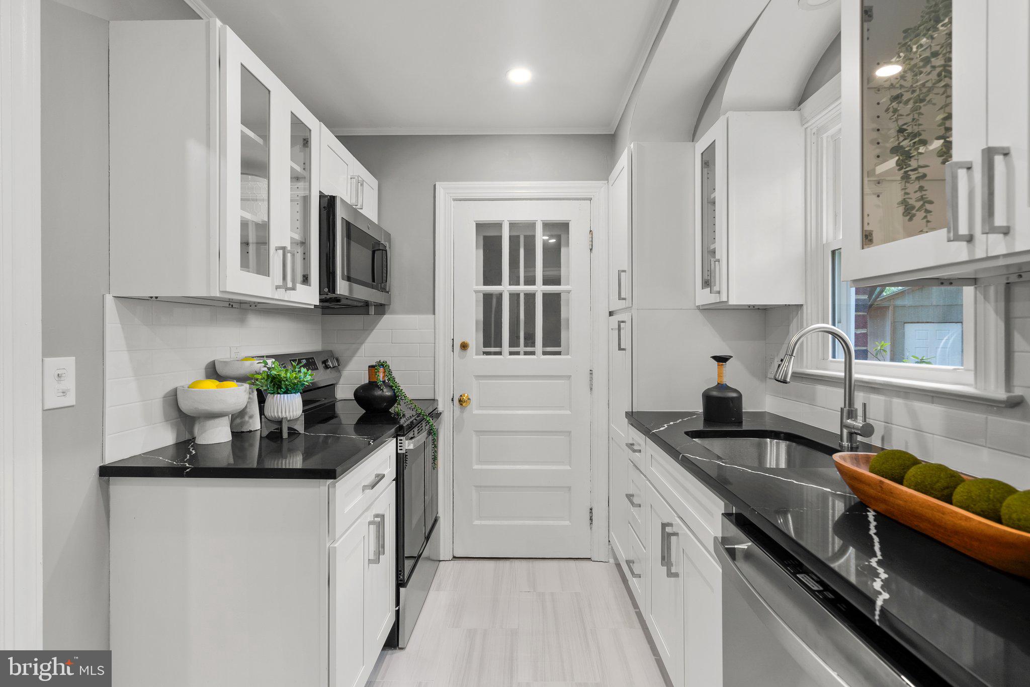 18 Franklin Avenue Silver Spring, MD 20901 - Photo 13 of 39 Gallery Image 13