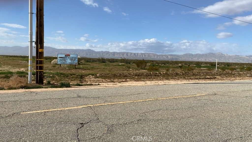 0 Neuralia Road California City, CA 93505 - Photo 5 of 17 a view of an ocean and a mountain
