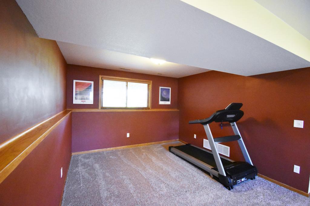 4844 11 Court Northwest Rochester, MN 55901 - Photo 22 of 37 Gallery Image 22