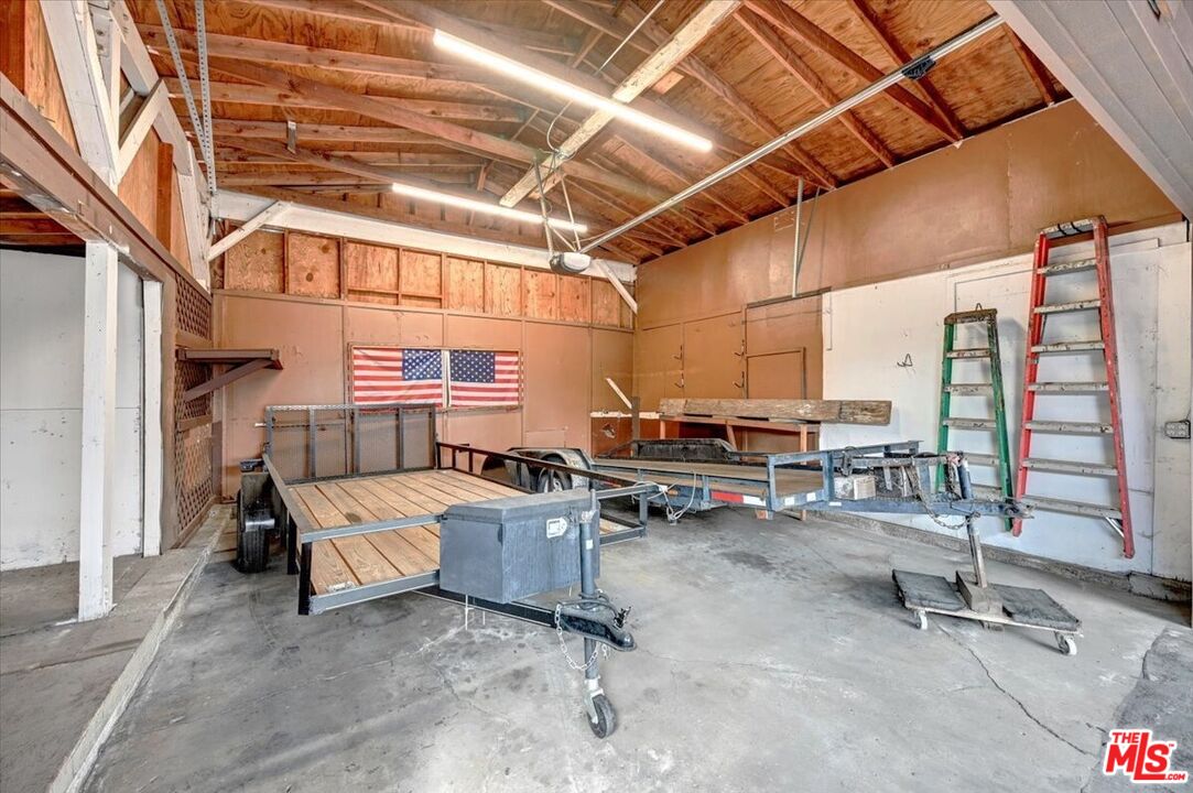 13611 Daventry Street Pacoima, CA 91331 - Photo 28 of 43 a view of a chairs in the room