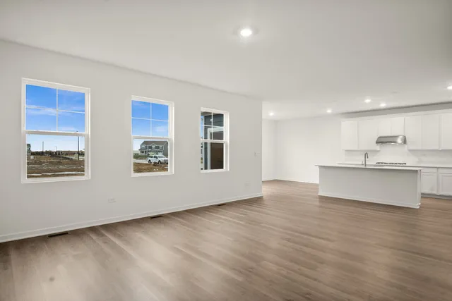 $4,500 | 309 Snowdrop Lane, Elgin, IL 60124