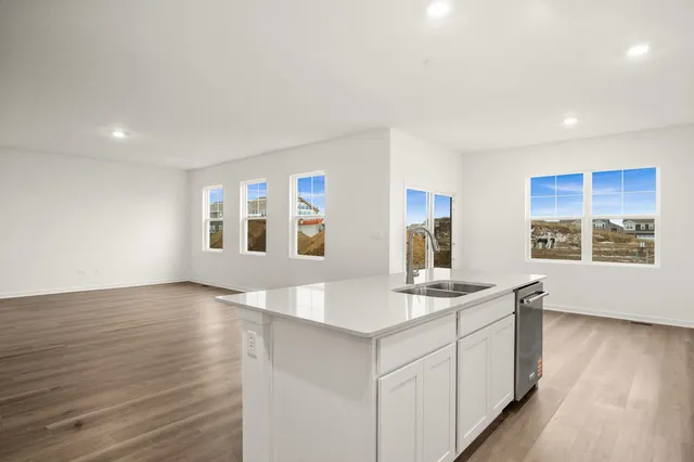 $4,500 | 309 Snowdrop Lane, Elgin, IL 60124