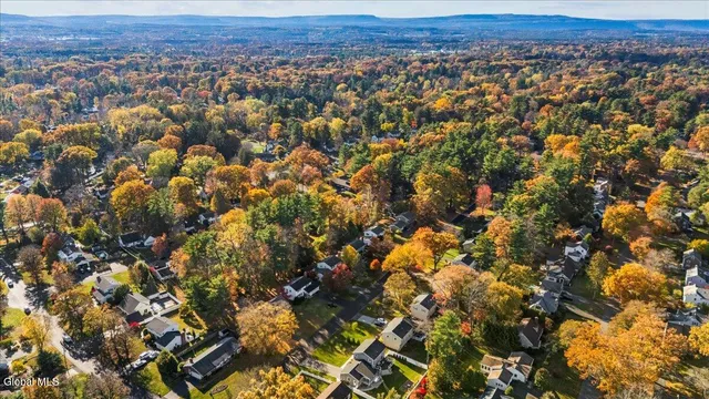 $509,900 | 113 Westchester Drive North, Bethlehem, NY 12054