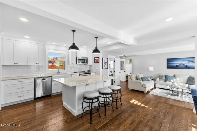 $509,900 | 113 Westchester Drive North, Bethlehem, NY 12054