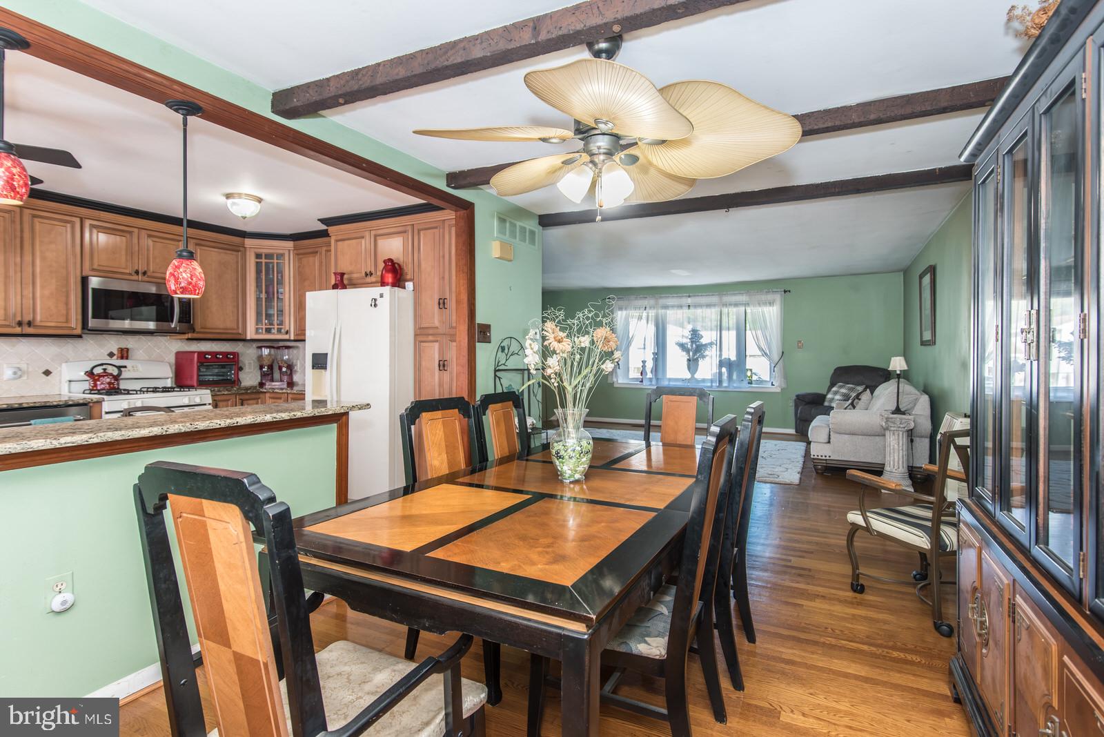 468-pinewood Pinewood Road Philadelphia, PA 19116 - Photo 16 of 97 Gallery Image 16
