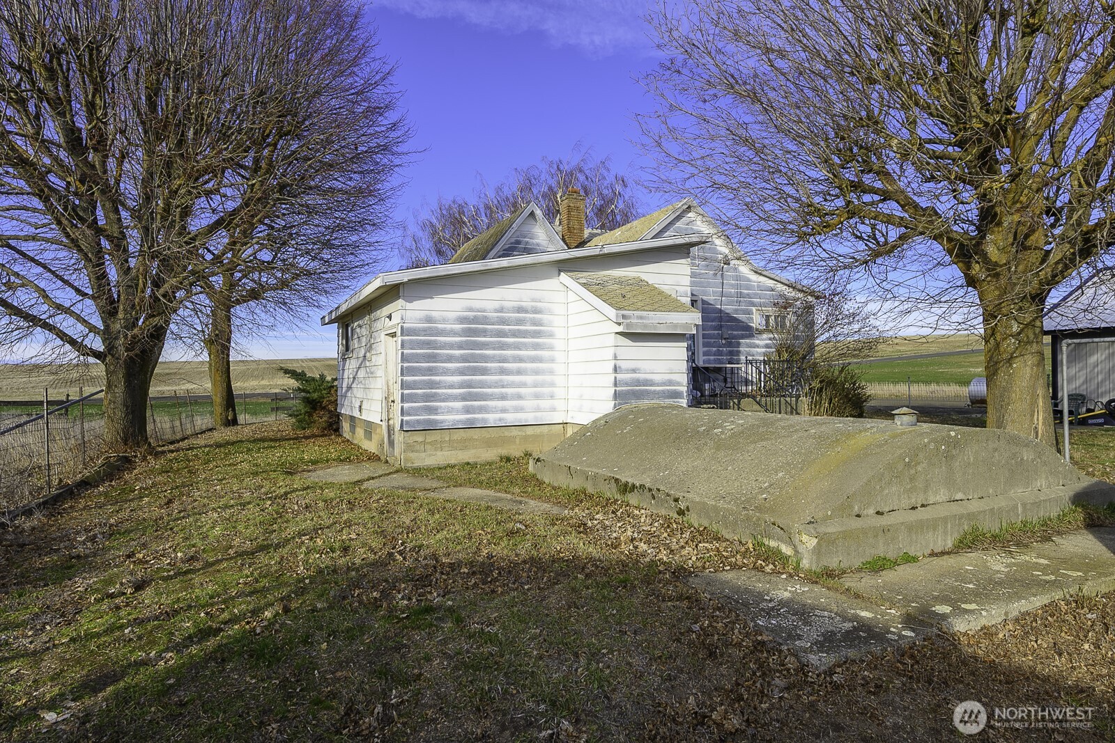 32244 Mohler Road East Mohler, WA 99154 - Photo 12 of 35