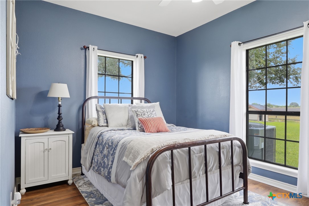 457-459 Buentello Road Victoria, TX 77905 - Photo 26 of 35 a bedroom with a bed and a window