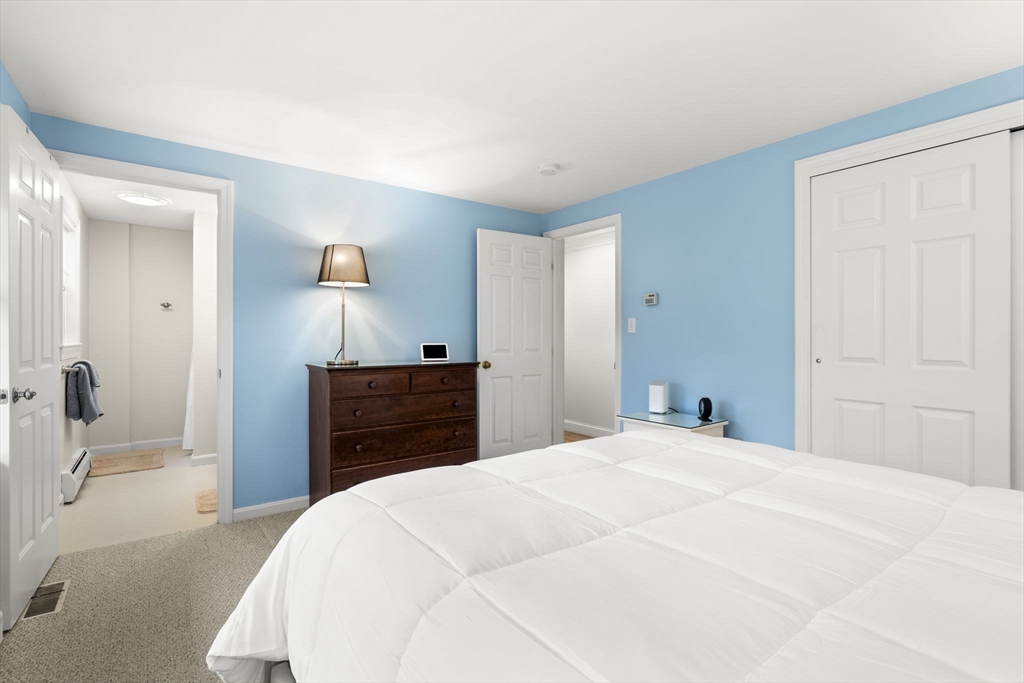 275 Echo Cove Road Hamilton, MA 01982 - Photo 16 of 42 Gallery Image 16