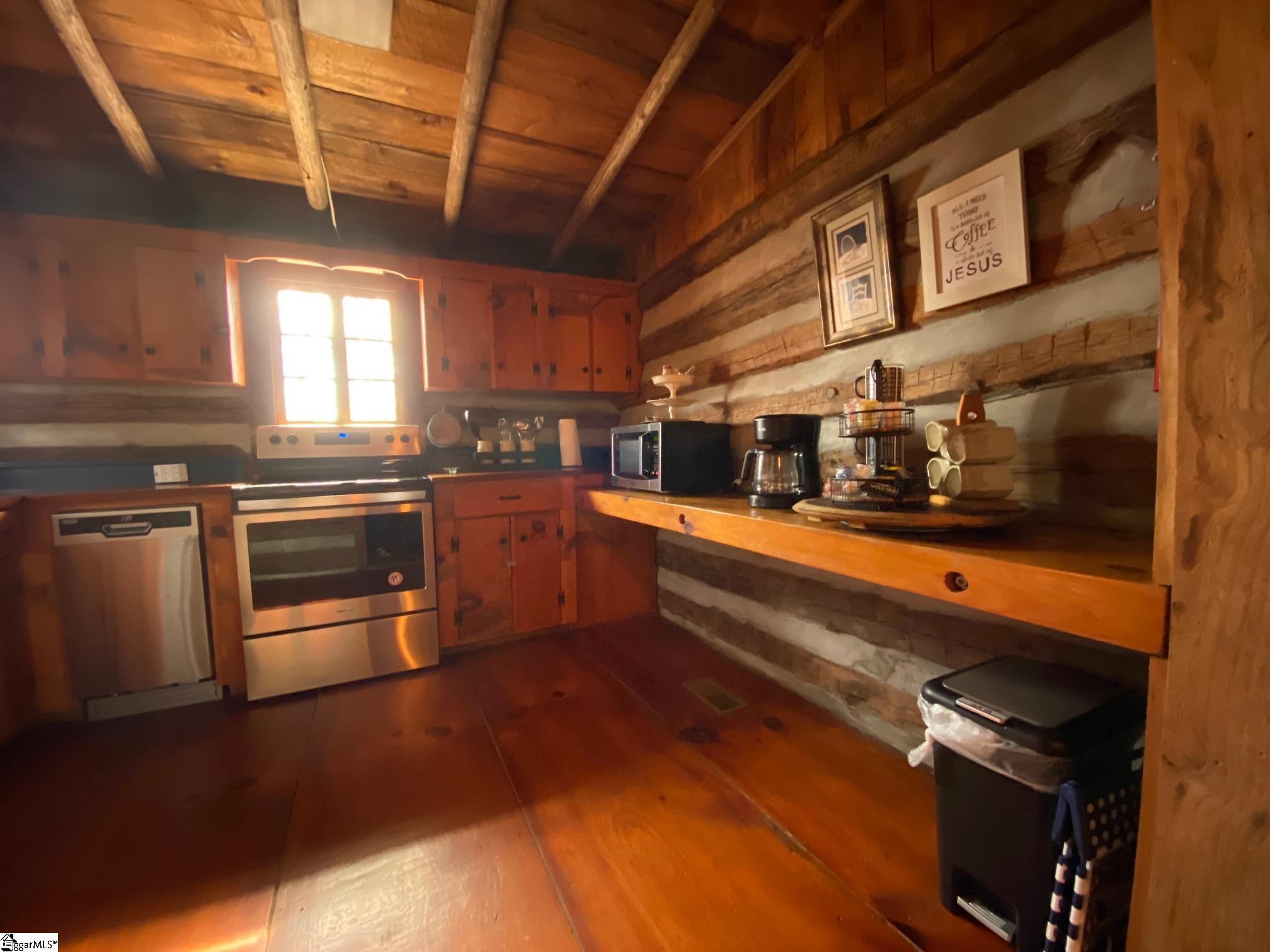 244 River Bluff Road Cleveland, SC 29635 - Photo 10 of 25