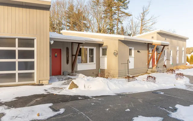 $690,000 | 101 Wentworth Road, Walpole, NH 03608