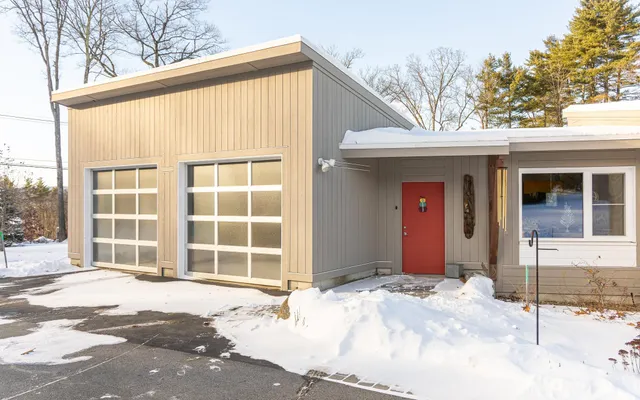 $690,000 | 101 Wentworth Road, Walpole, NH 03608