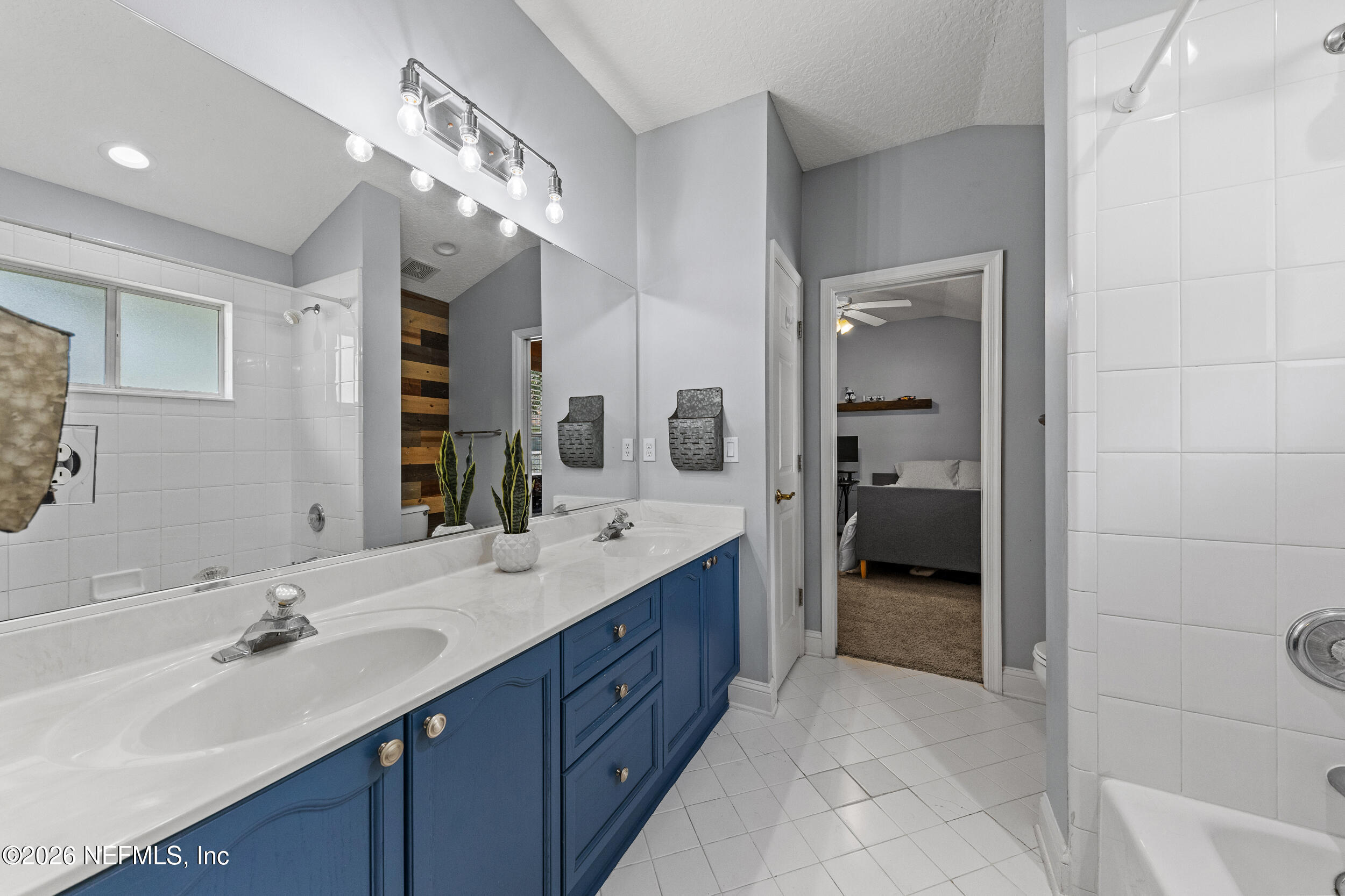 604 Gopher Court St. Johns, FL 32259 - Photo 31 of 73 Jack N Jill Bath