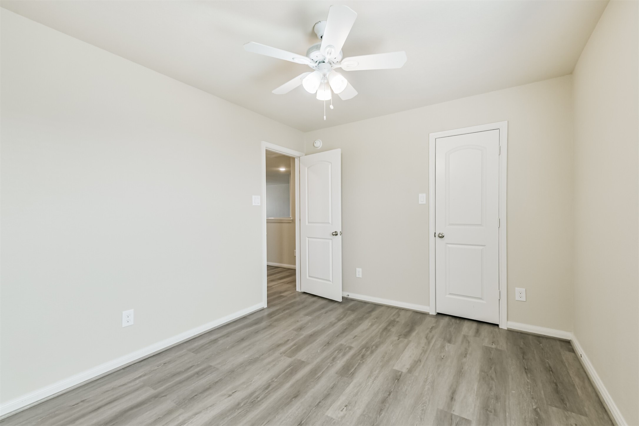 12638 Silver Winter Trail Houston, TX 77014 - Photo 20 of 35 Upstairs Bedroom Perspective