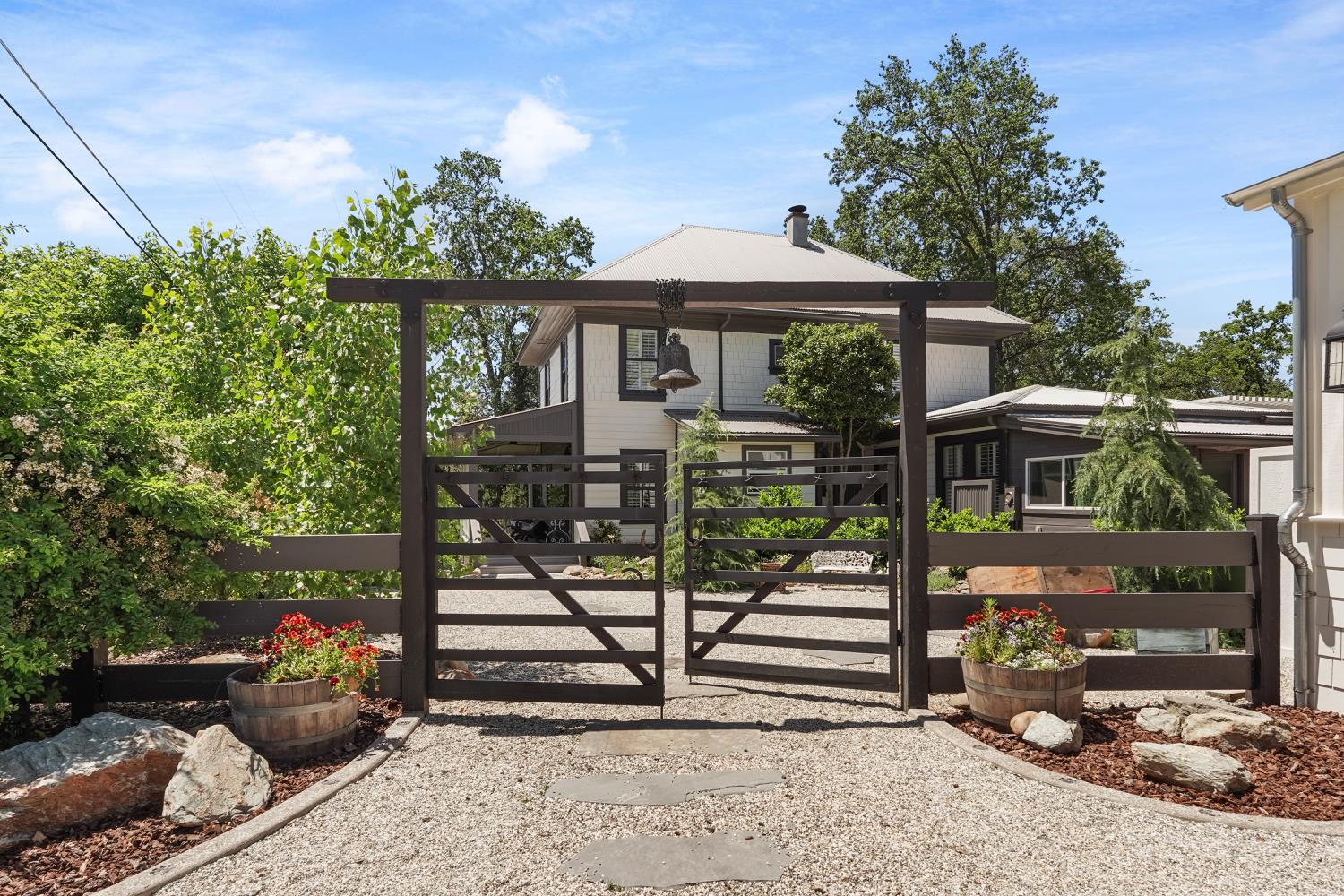 133 Mitchler Street Murphys, CA 95247 - Photo 11 of 74