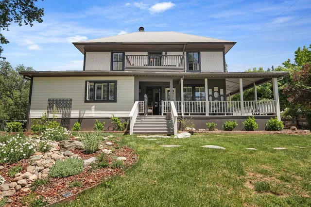 $2,100,000 | 133 Mitchler Street, Murphys, CA 95247