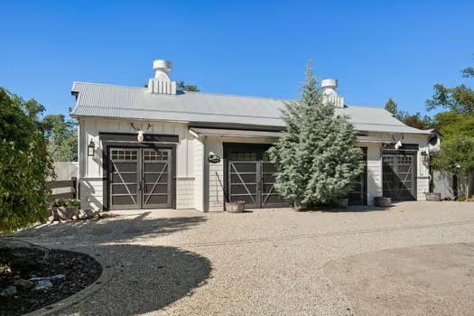 133 Mitchler Street Murphys, CA 95247 - Photo 4 of 91