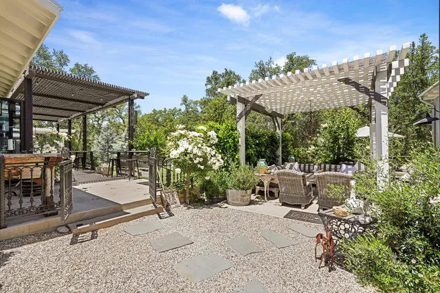 $2,100,000 | 133 Mitchler Street, Murphys, CA 95247