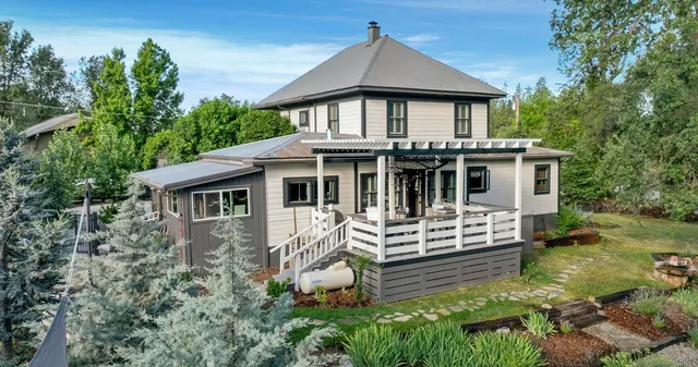$2,100,000 | 133 Mitchler Street, Murphys, CA 95247
