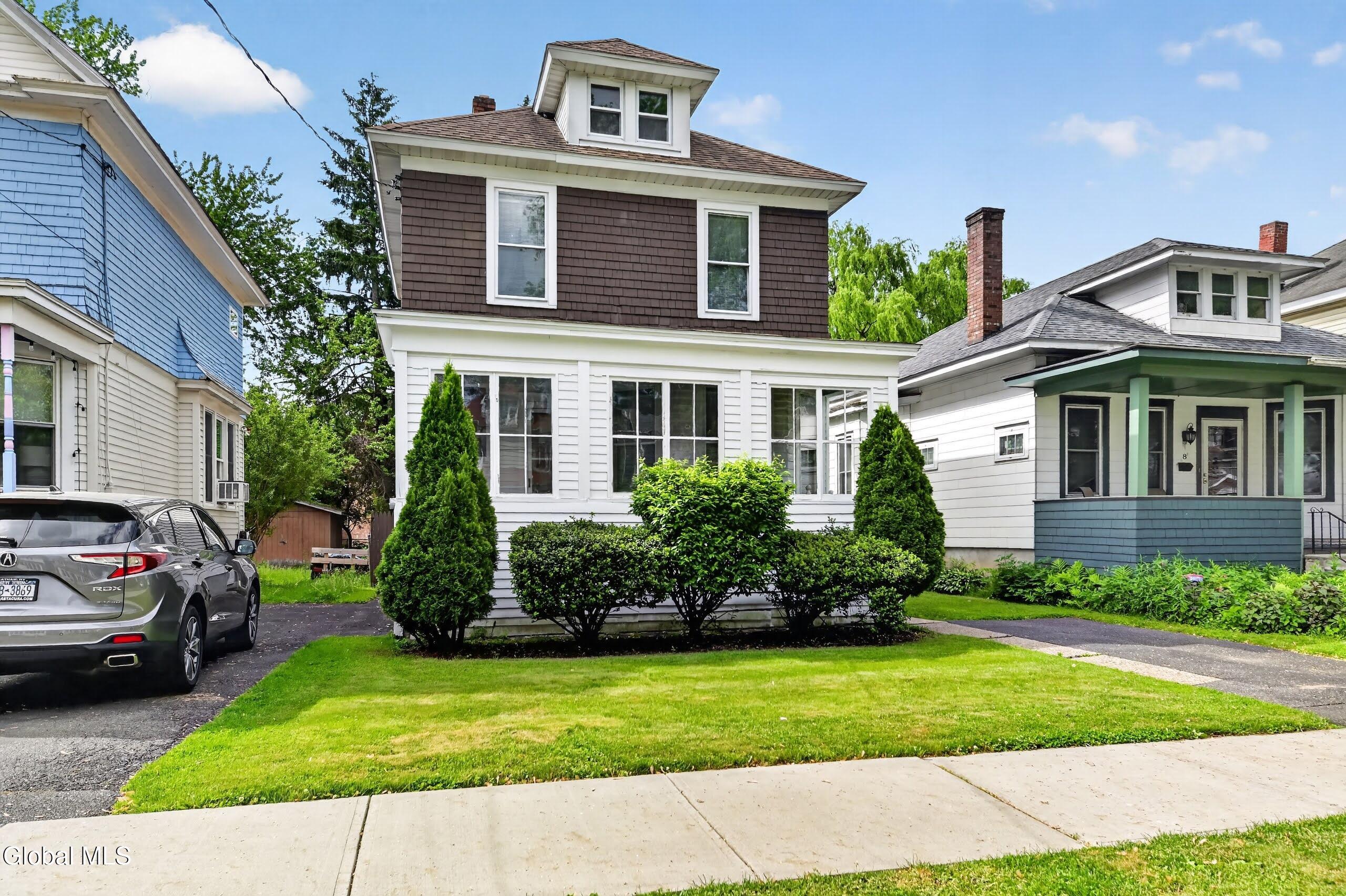 10 Matilda Street Albany, NY 12209 - Photo 4 of 40 AHH_9618