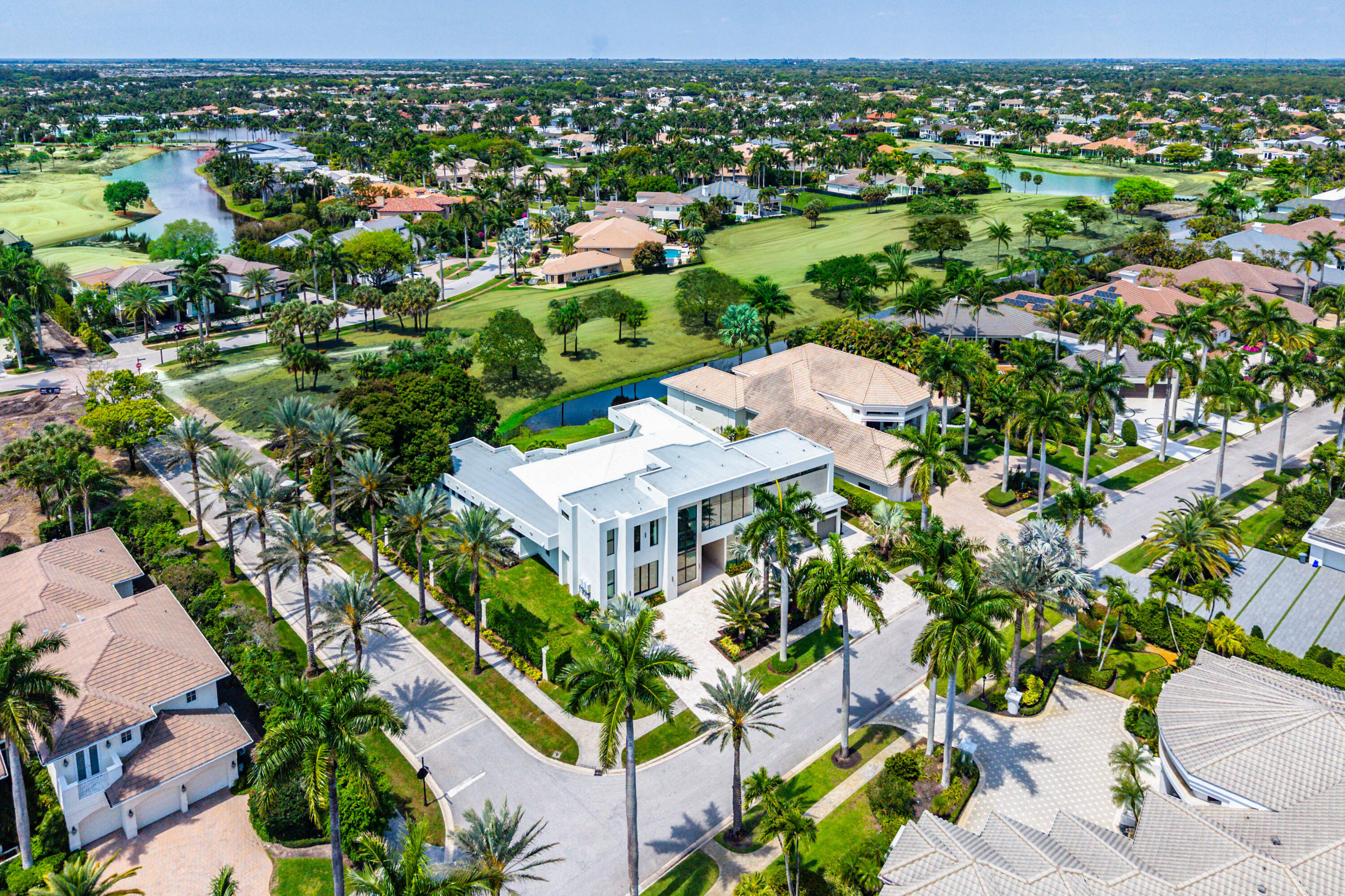 17699 Lake Estates Drive Boca Raton, FL 33496 - Photo 5 of 92 097-17699LakeEstatesDrive-BocaRaton-FL-3