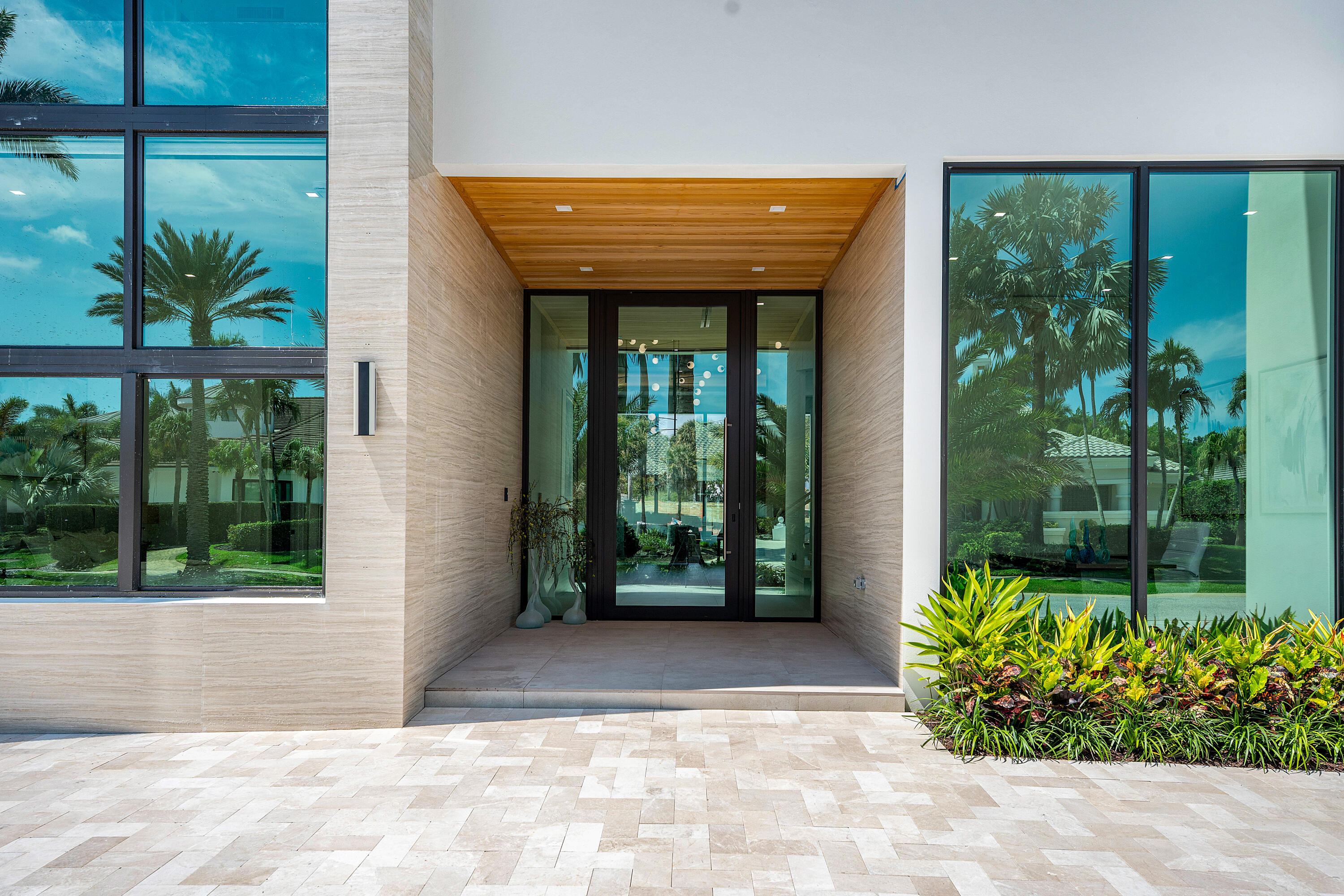 17699 Lake Estates Drive Boca Raton, FL 33496 - Photo 6 of 92 004-17699LakeEstatesDrive-BocaRaton-FL-3