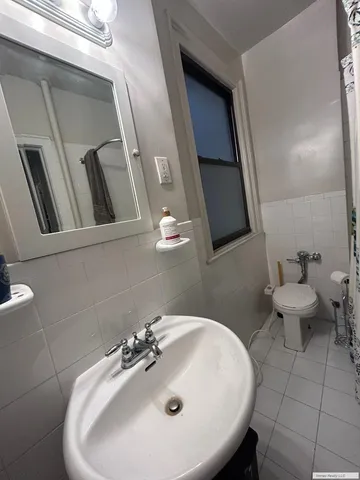 $3,500 | 59 West 8th Street, Unit 4C | Greenwich Village