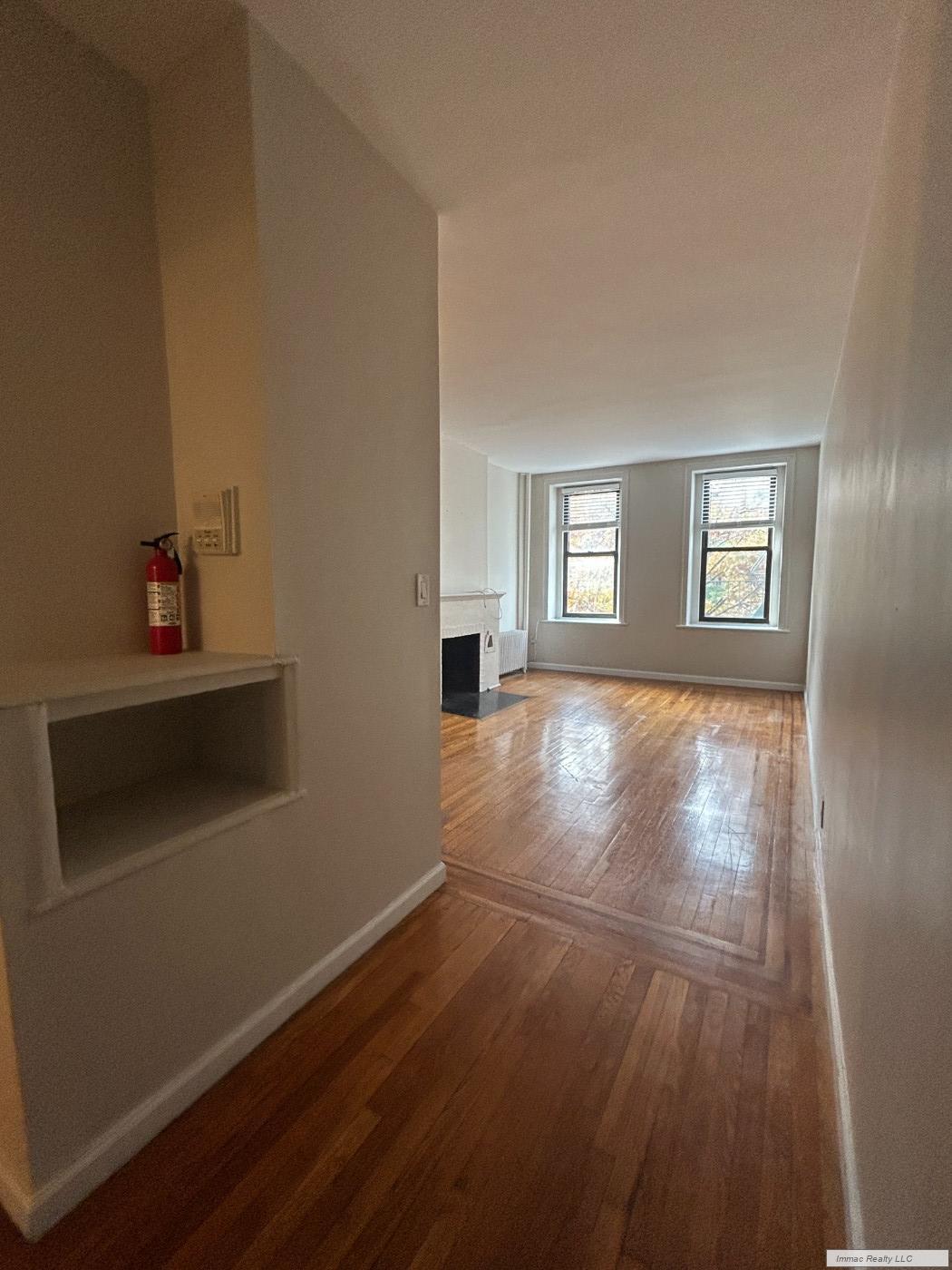 59 West 8th Street, Unit 4C Manhattan, NY 10011 - Photo 1 of 25 Photo 1