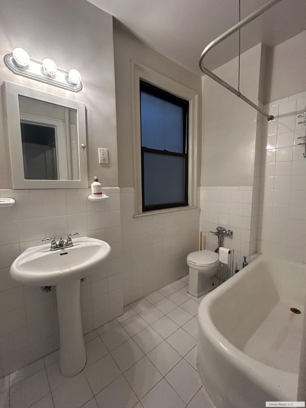 59 West 8th Street, Unit 4C Manhattan, NY 10011 - Photo 20 of 25 Photo 20