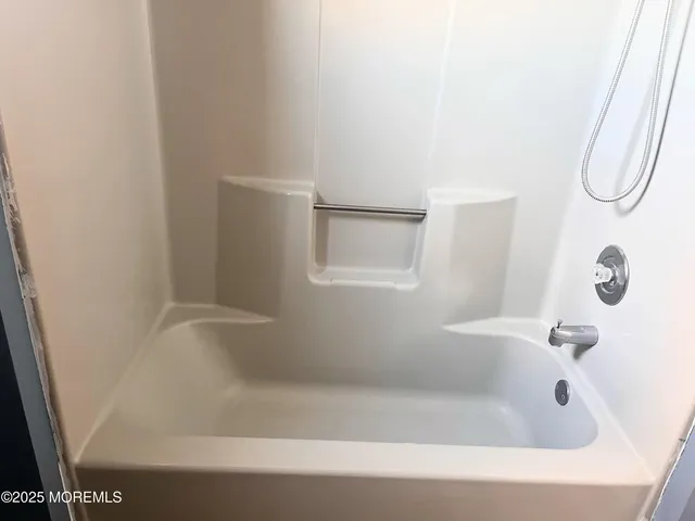 $1,900 | 1023 Atlantic City Boulevard, Bayville, NJ 08721