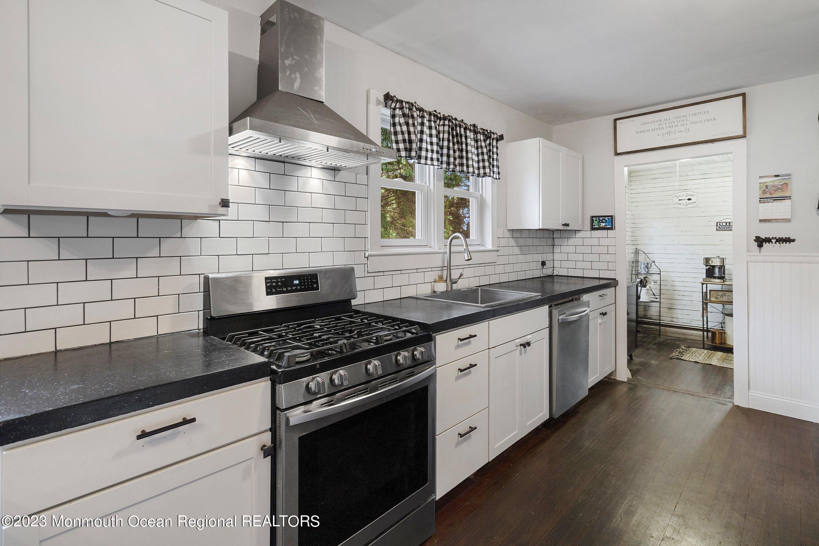 331 Green Grove Road Tinton Falls, NJ 07712 - Photo 13 of 20 Kitchen