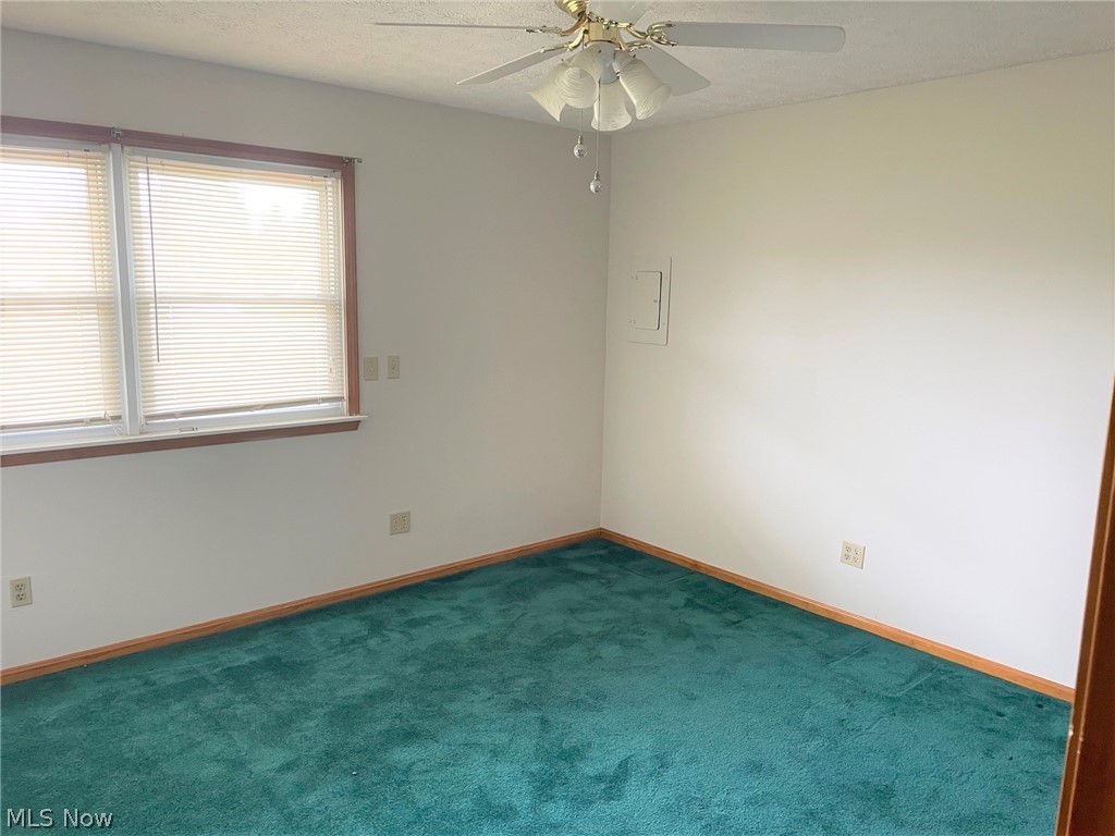 7185 Oberlin Road Amherst, OH 44001 - Photo 27 of 32 7195 - Master Bedroom