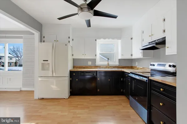 $322,000 | 2975 Cypress Road South, Dover, PA 17315