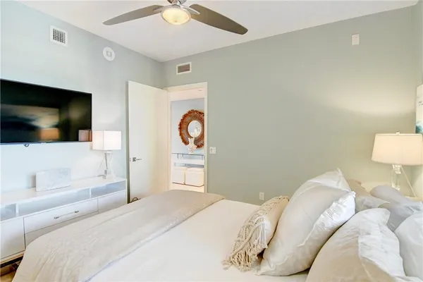 $6,000 | 2640 Lake Shore Drive, Unit 2211, Riviera Beach, FL 33404