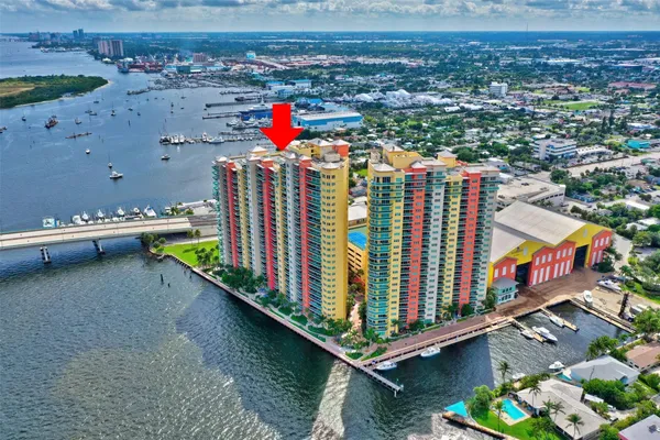 $6,000 | 2640 Lake Shore Drive, Unit 2211, Riviera Beach, FL 33404